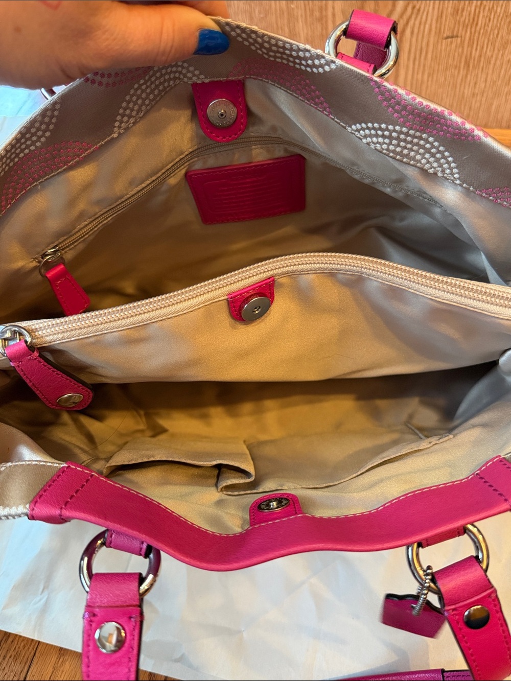Vintage Y2K Coach Pink Signature Circle Tote with Matching Wristlet - Picture 6 of 11